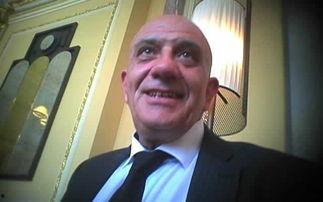 足坛最新爆料新闻视频,揭秘球星转会内幕与赛场风云